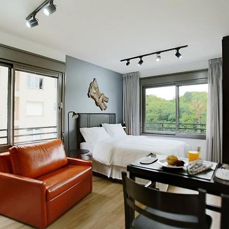 Apto Frente Parque Com Vista E Piscina Порту Алегри Екстериор снимка