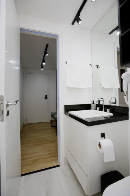 Apto Frente Parque Com Vista E Piscina Порту Алегри Екстериор снимка